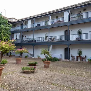  Appartamento En Monumento Historico Nacional Corral Del Conde-duque De Olivares