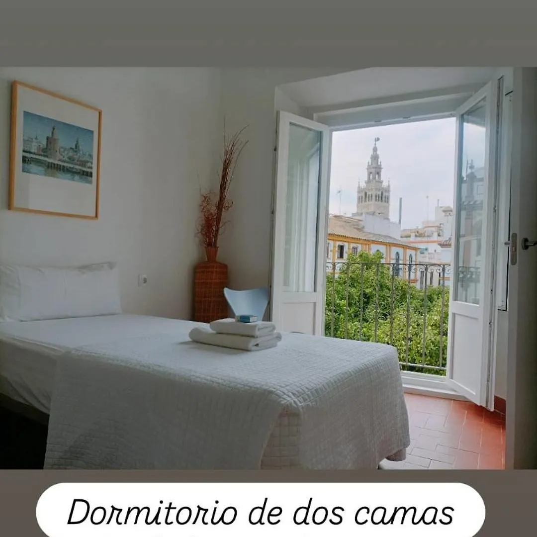 Apartamentos En La Plaza Dona Elvira, 7 Siviglia 0*,